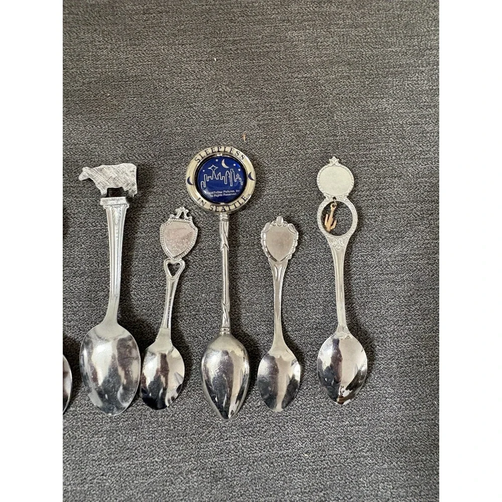 Lot Of 12 Souvenir State Spoons,‎ One Silver plated, European, USA, Bau Gong